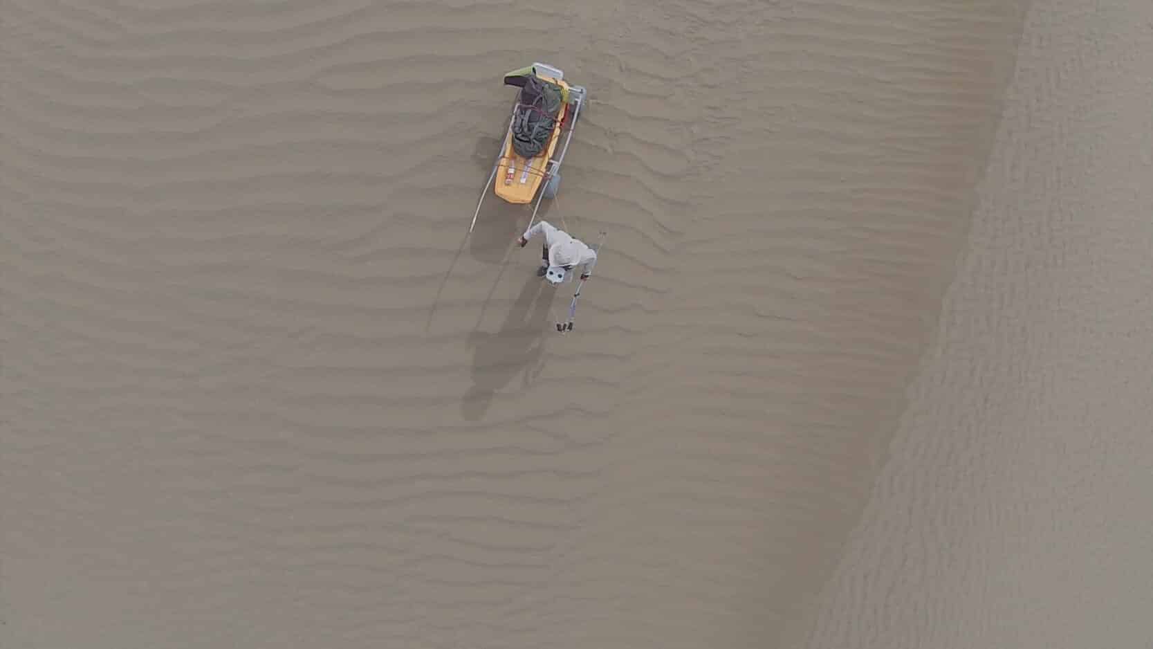 Solo walk across the world's second biggest sand desert